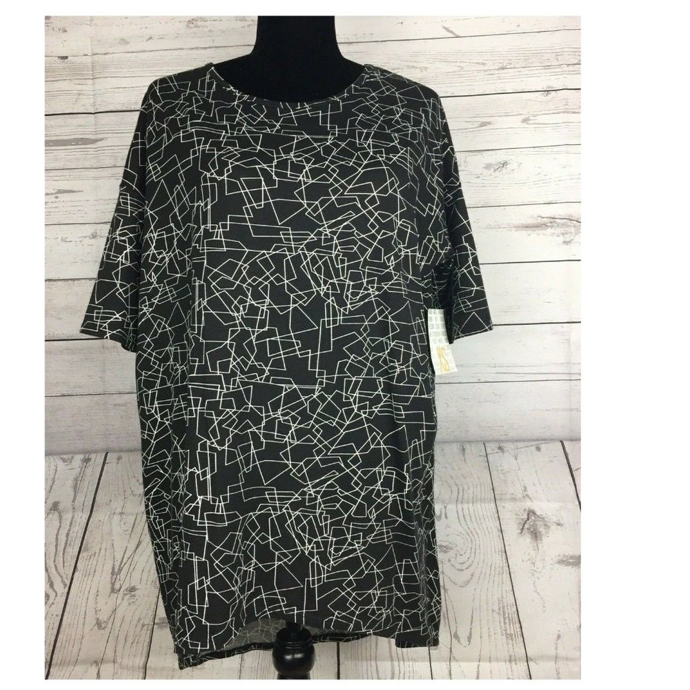 Women's Top Casual LULAROE Irma Geometric Pattern Size XS